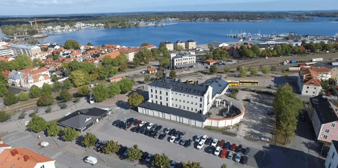 Hotell Faengelset Vaestervik Exterior foto